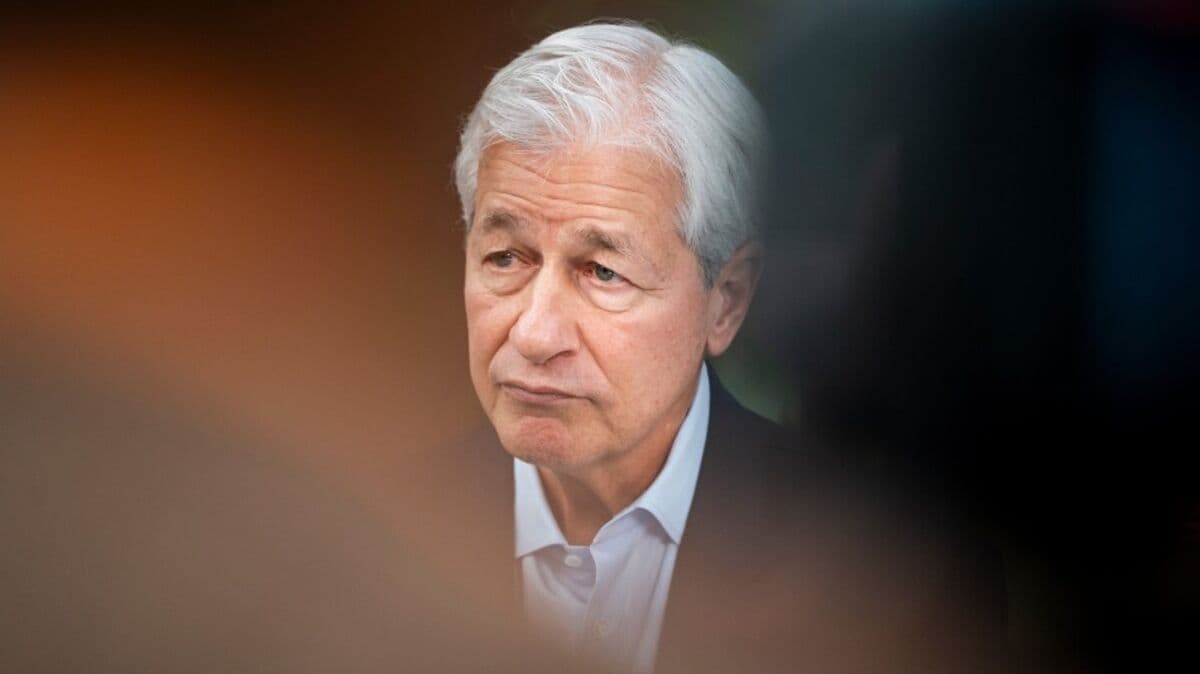 Jamie Dimon Cautions Against Bank Tax Hikes Impacting JPMorgan's London HQ Plans