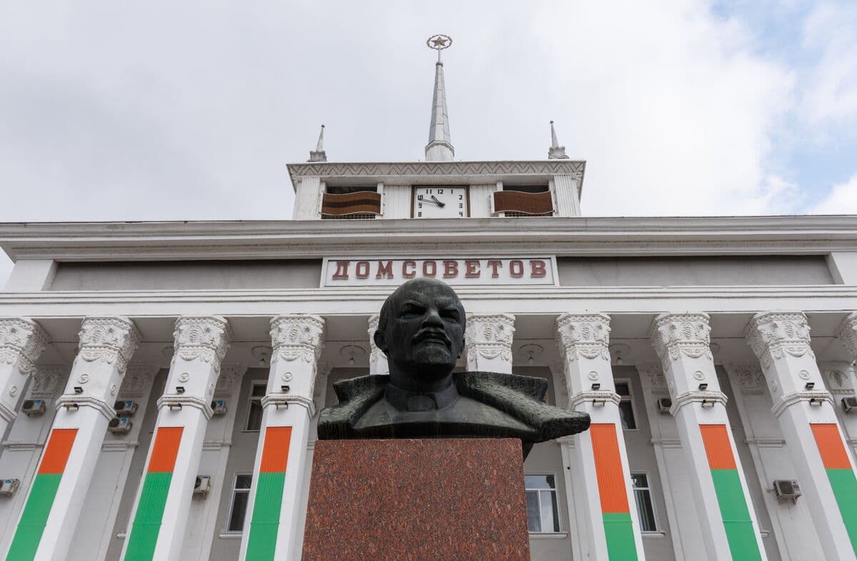 Putin Signs Decree to Simplify Russian Citizenship for Transnistria Residents