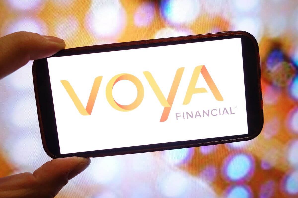 Toms Capital Intensifies Pressure on Voya Financial for Strategic Changes
