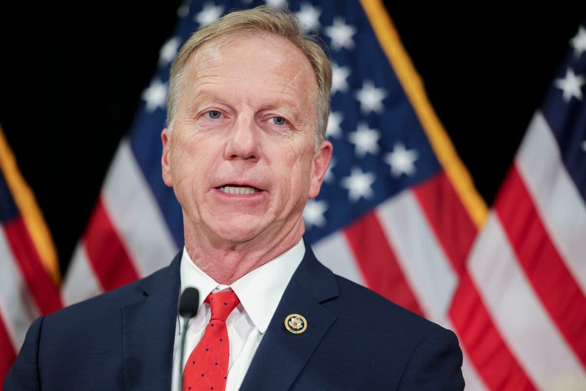 Trump Backs Hern, Seeking to Clear Field in Oklahoma Senate Race