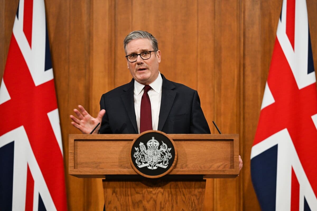 Starmer Says UK Won’t Be Drawn Into Iran War After Trump Demand