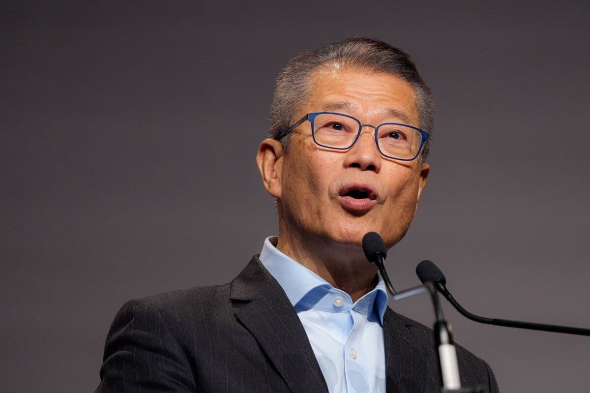 Hong Kong’s Financial Secretary Says Quality IPOs No. 1 Priority