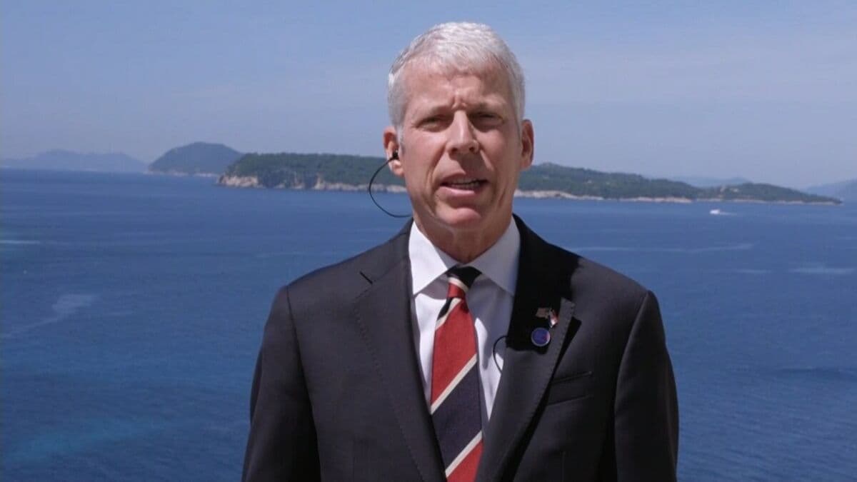 US Not Considering an Energy Export Ban, Secretary Wright Says