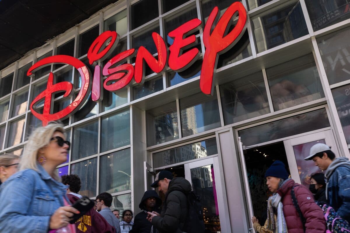 Disney’s Films, Parks Lift Profit in Debut Quarter For New CEO
