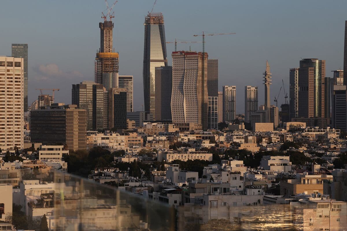 Iran Wiped 50 Israeli Firms’ Data, Hacked Cameras, Official Says