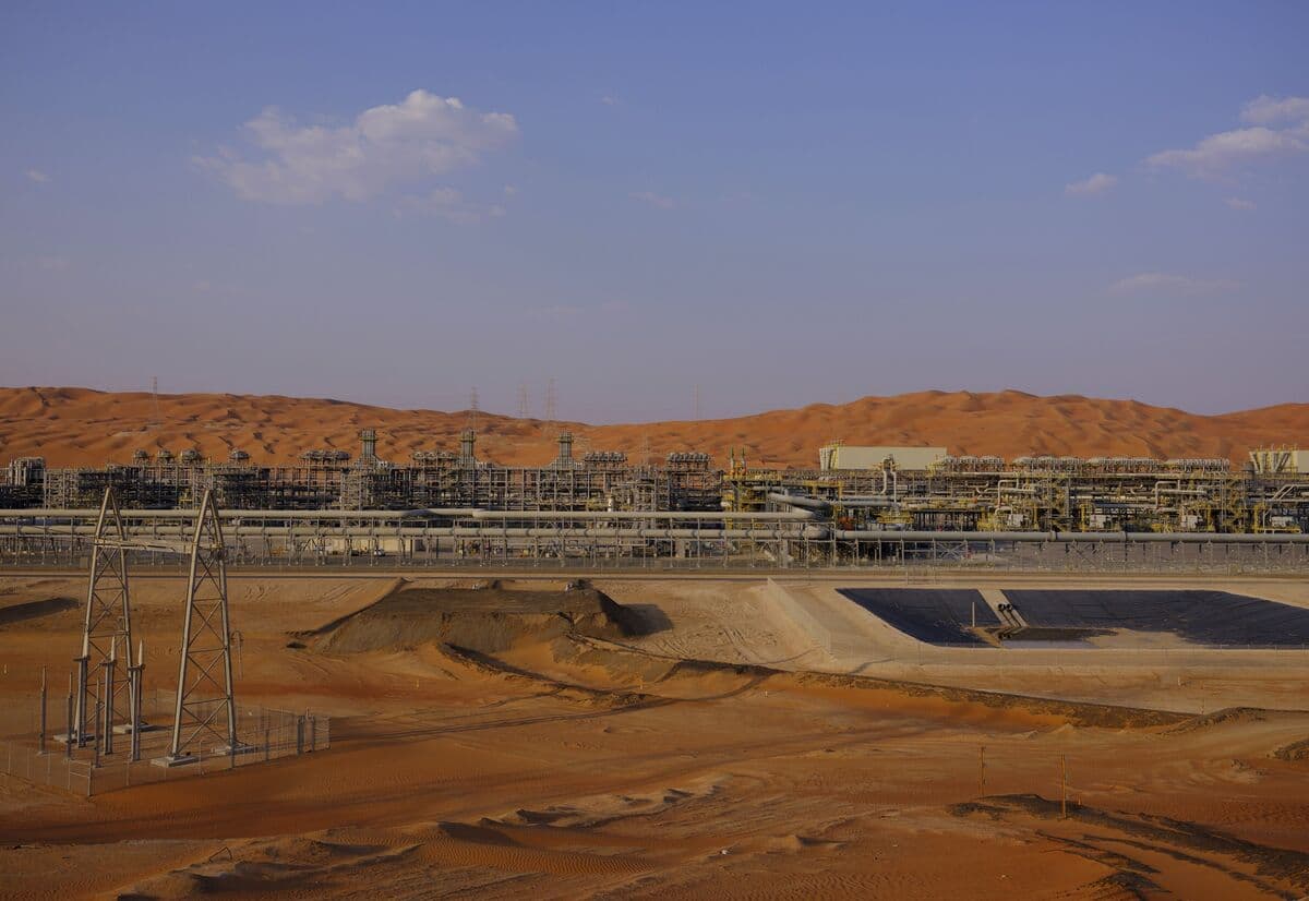 SMBC Asks Banks to Confirm Saudi Energy Loan Backing Amid War