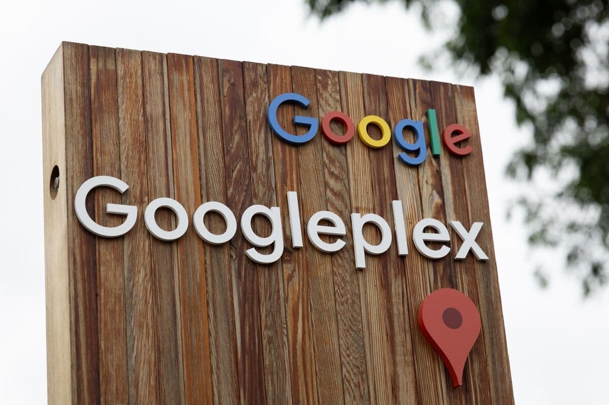 The Growing Divide of Tech’s Winners and Losers