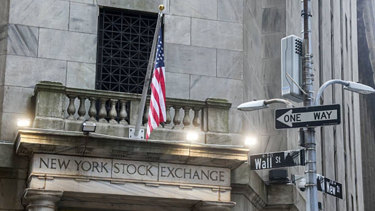 Investors Can't Ignore Washington, Sonders Says