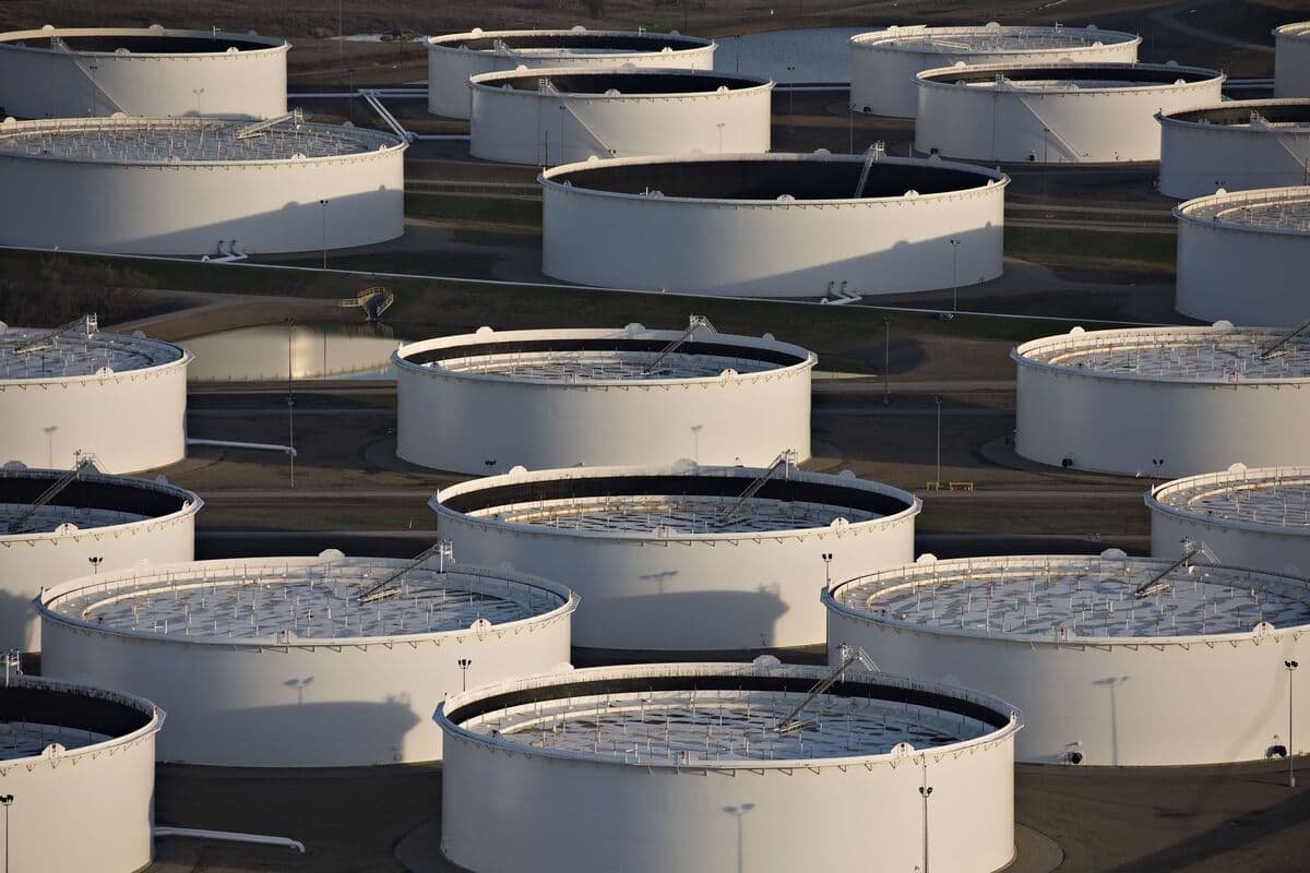 Brace for $200 Oil If the War Lasts Till June, Macquarie Warns