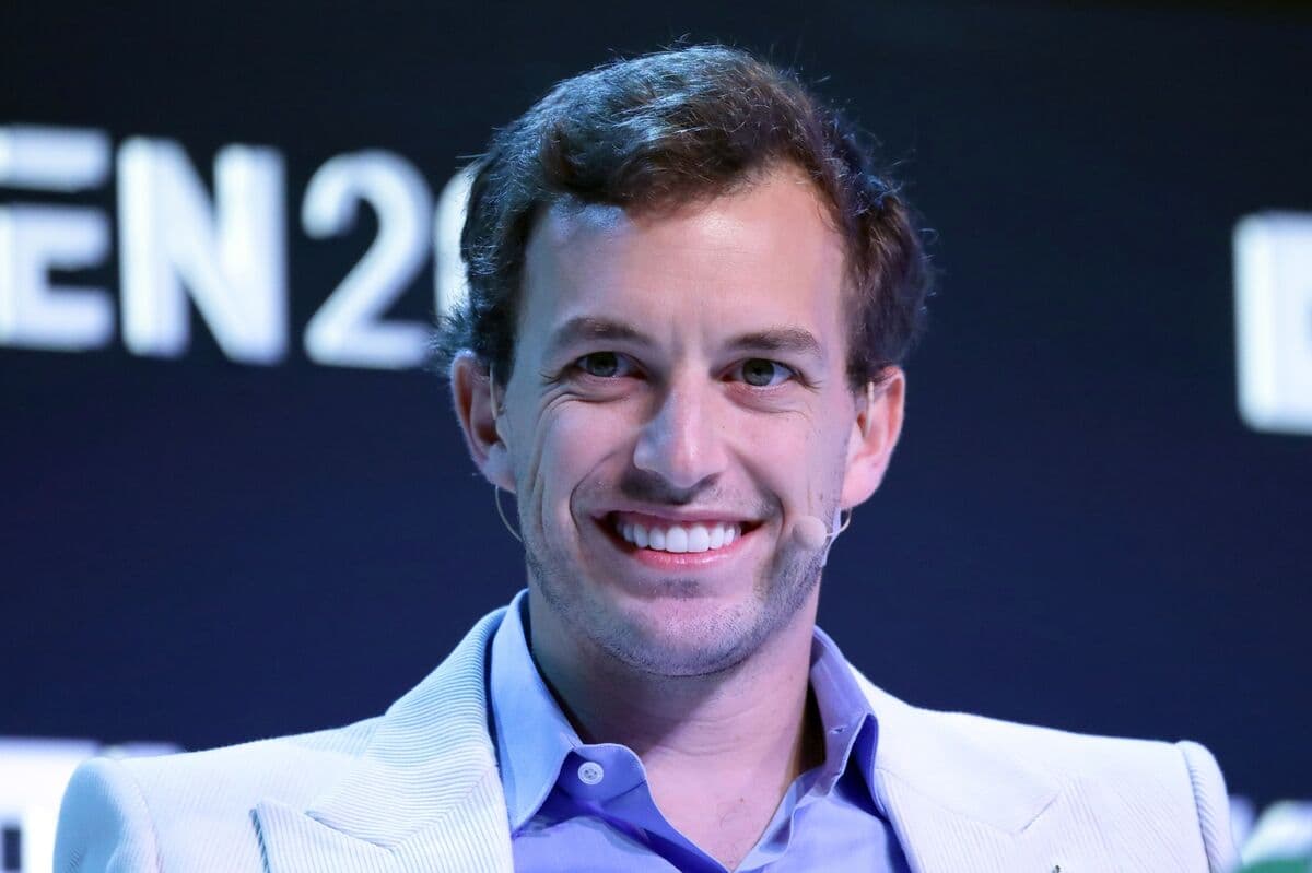 Trump Family’s World Liberty Seeks CFO for Proposed Crypto Bank