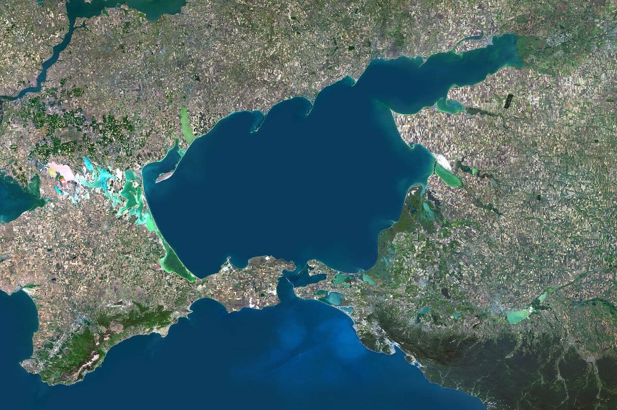 Azerbaijan Reports Drone Strikes Result in Five Citizen Deaths in Sea of Azov
