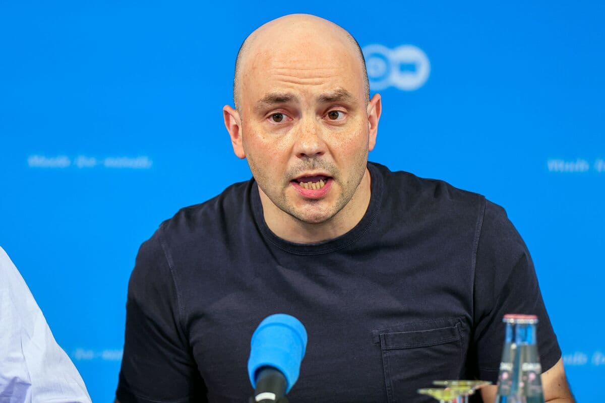 Russian Authorities Utilized Cellebrite Technology Against Pro-Democracy Activist