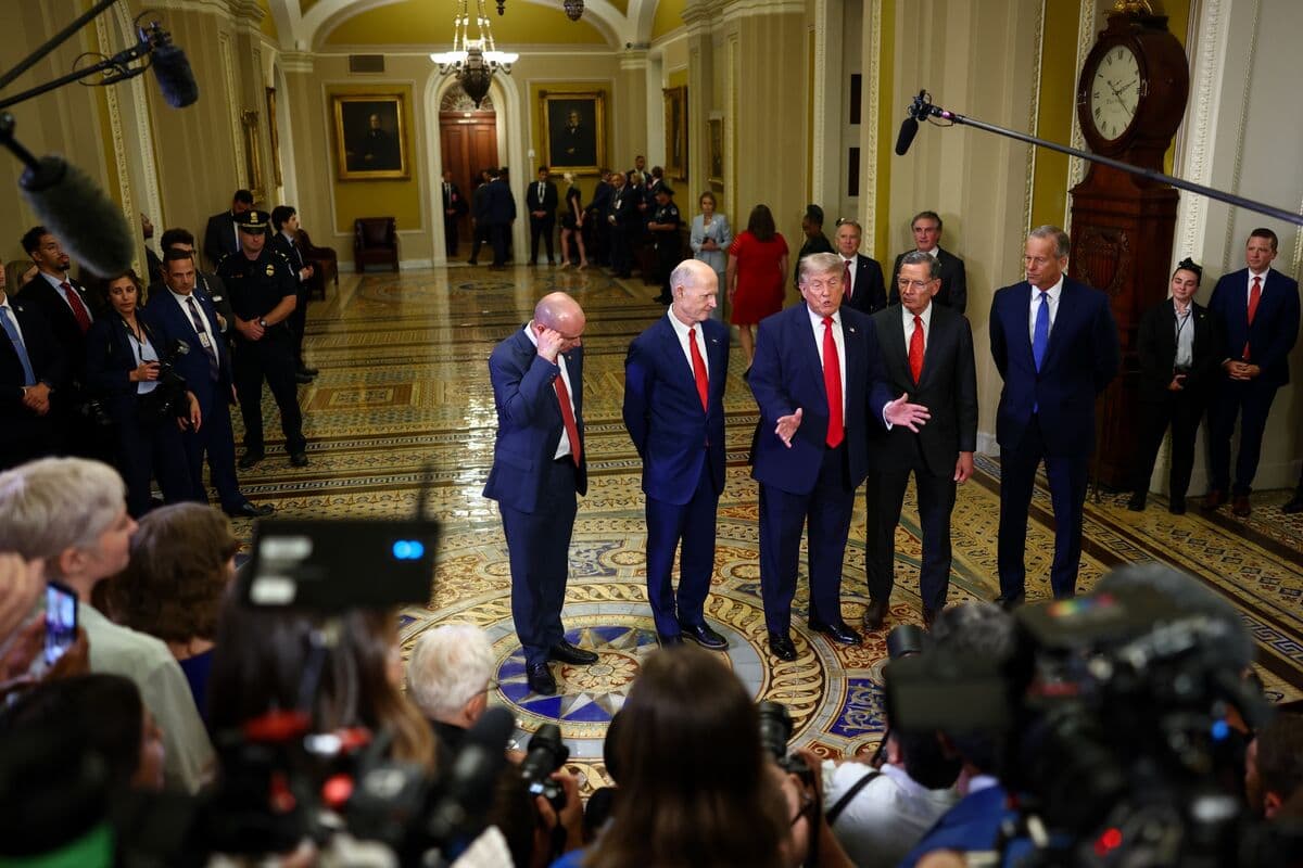 Trump Faces GOP Discontent During Capitol Lunch Amid Election Preparations