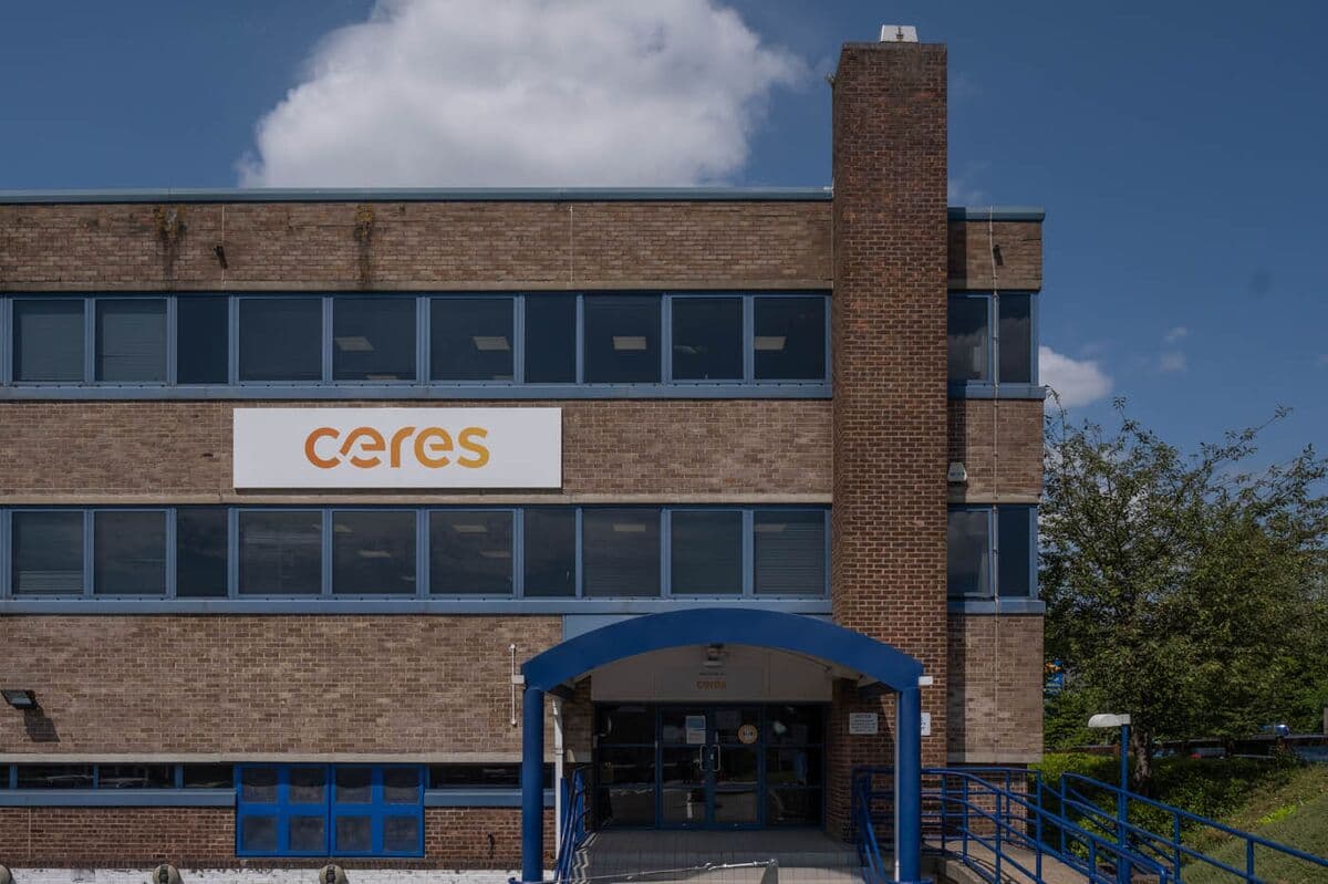 Ceres Power Shares Near 1,000% Gain as Fuel Cell Rally Extends