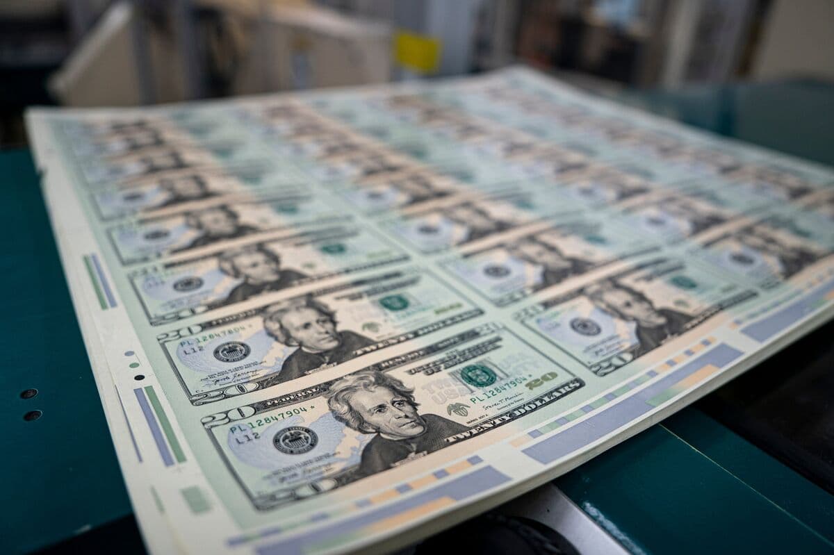 US Companies Seek Over $40 Billion in Debt Amid Optimism from US-Iran Deal