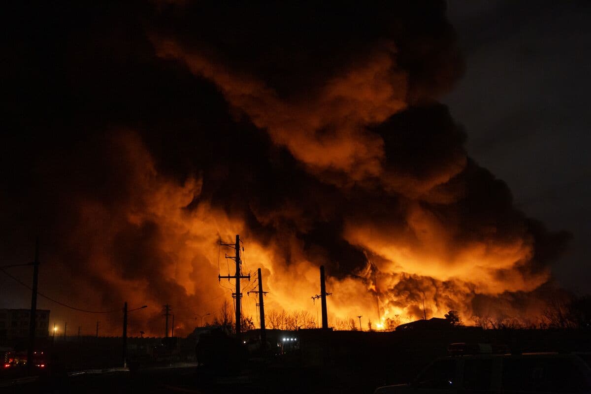 Iran Leaves an Isolated Trump Grappling With Historic Oil Crisis