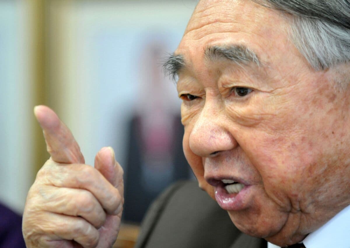 Billionaire’s Taiwan Estate Feud Reopens as Charity Stakes Claim