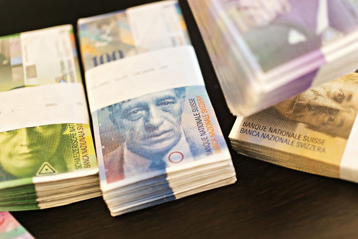 Swiss Put Cash Into Constitution to Guard Against Its Demise