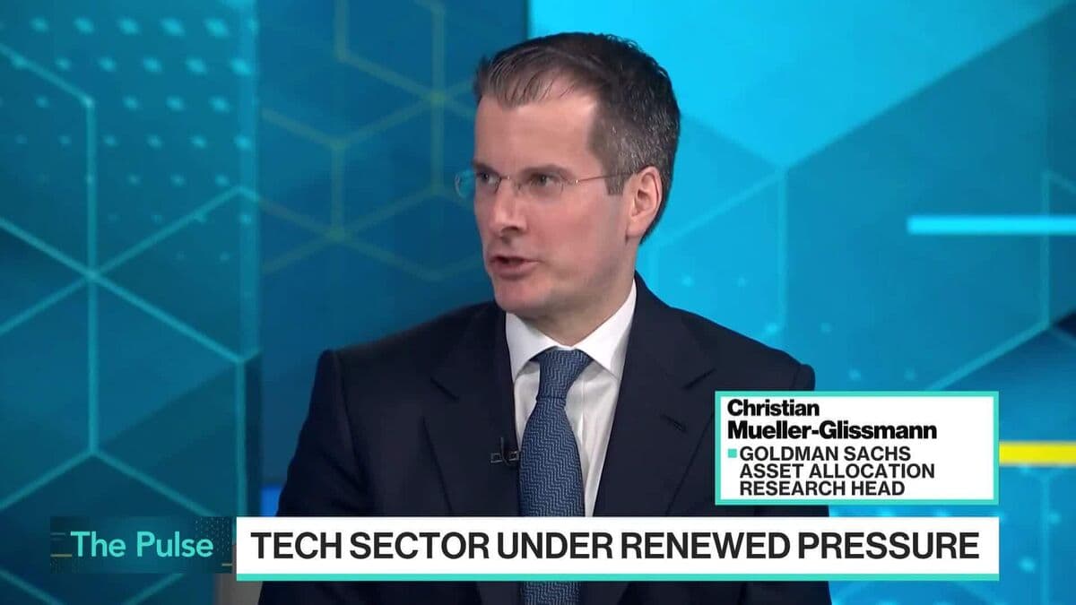 Goldman Sachs Suggests Diversifying Away from Semiconductor Stocks