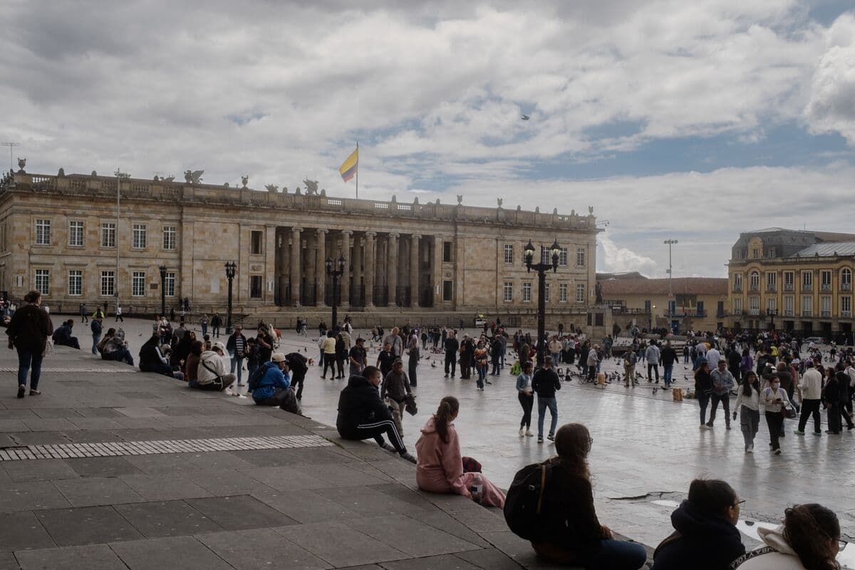 Colombia Buys Back $4.4 Billion in Bonds Weeks Before Election