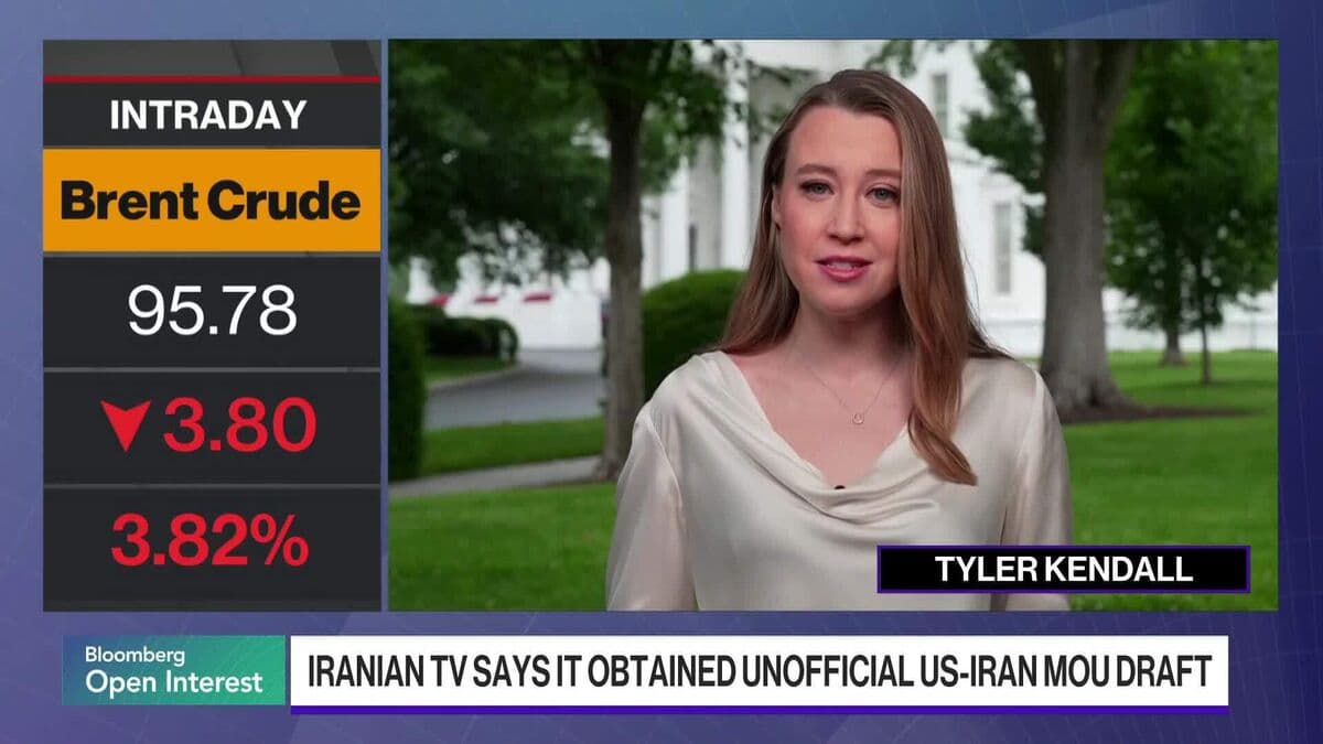 Iranian State TV Reports Strait of Hormuz to Reopen Within a Month After Deal