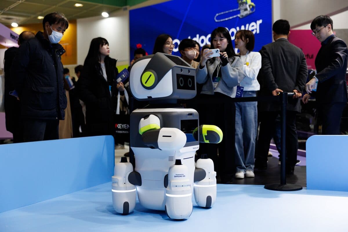 HD Hyundai Robotics Hires Banks for South Korea IPO