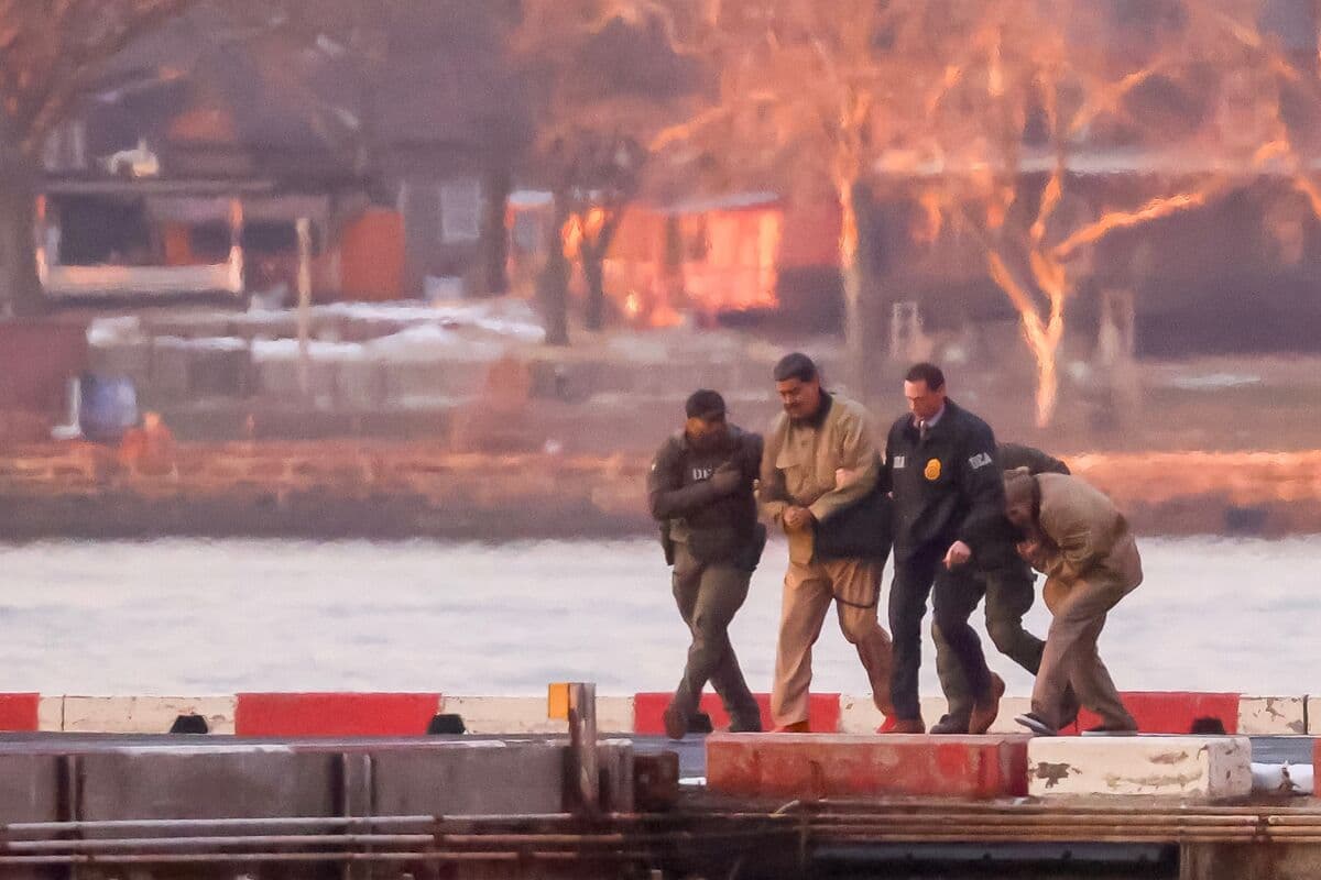 Wall Street Leans on Investor Who Planned for Post-Maduro Venezuela