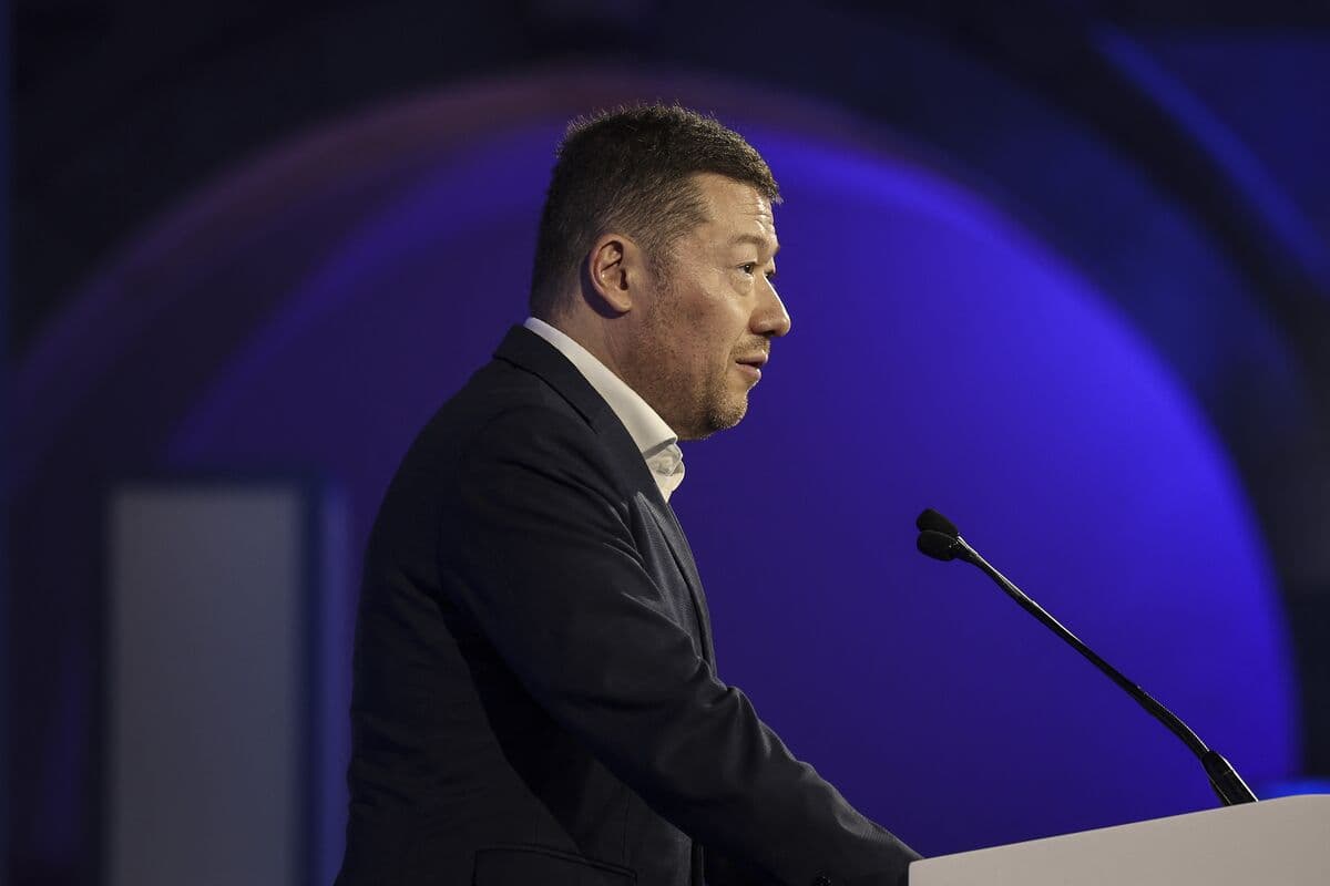 Czechs Won’t Sell Combat Aircraft to Ukraine, Party Leader Says