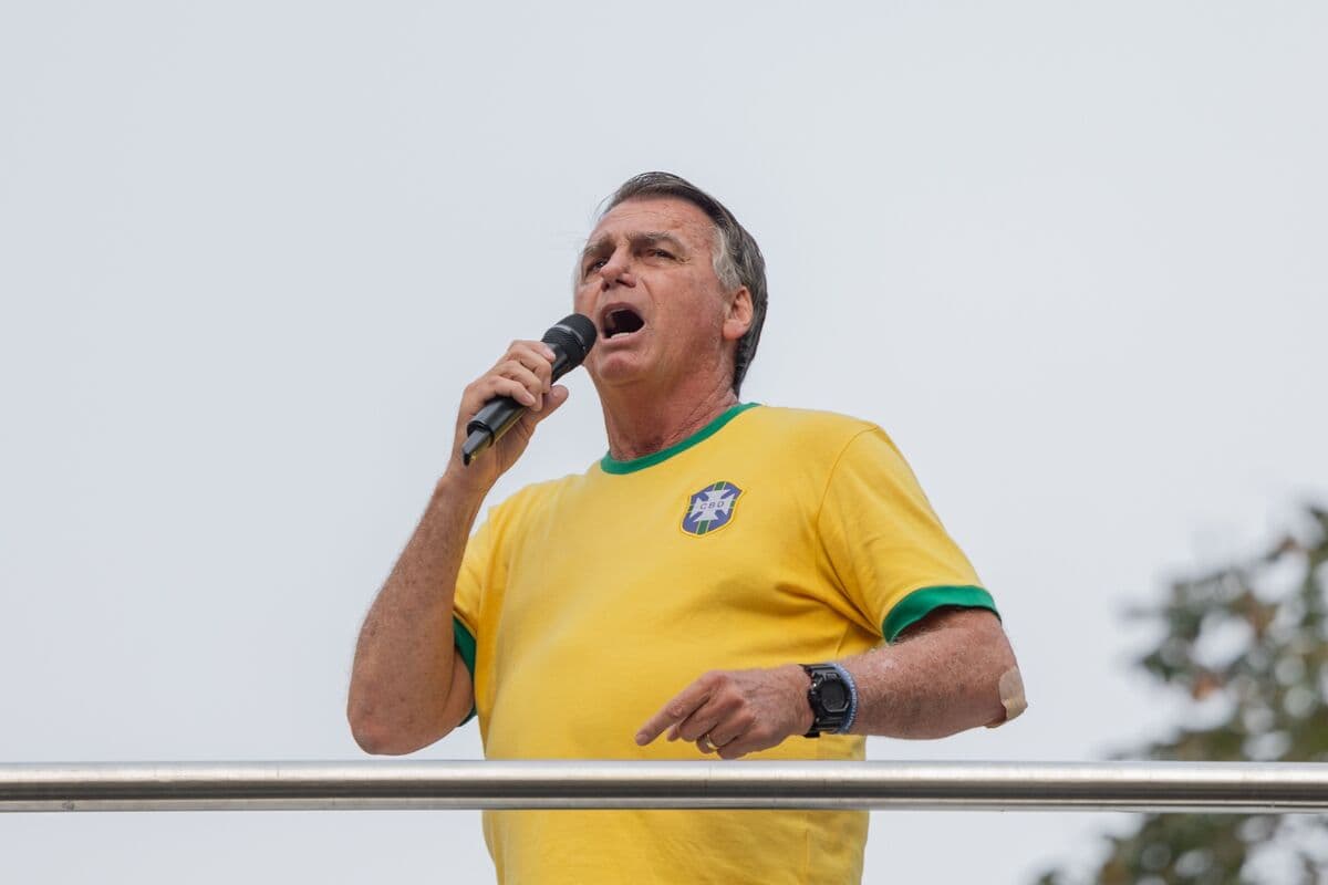 Bolsonaro Granted House Arrest by Brazil Judge, UOL Reports