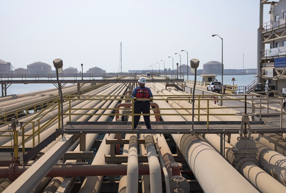 Saudi Arabia to Resume Oil Exports from Ras Tanura Amid Rising Gulf Flows