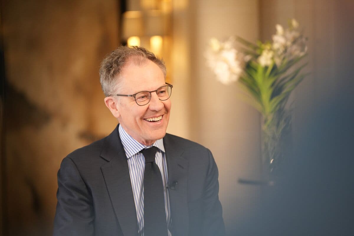 BofA’s Hartnett Says Consumer Stocks Best Play in ‘Policy Panic’