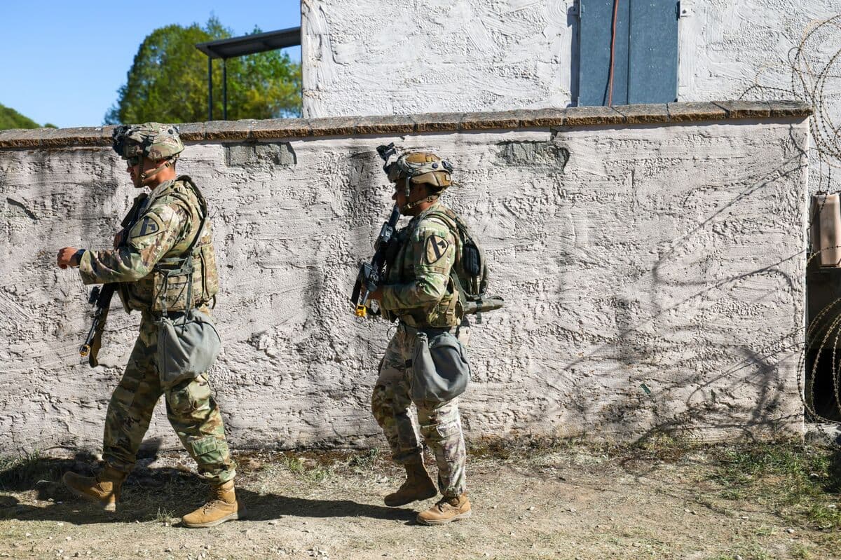 Germany Looks to Plug Gaps in Defenses If US Drops Missile Plan