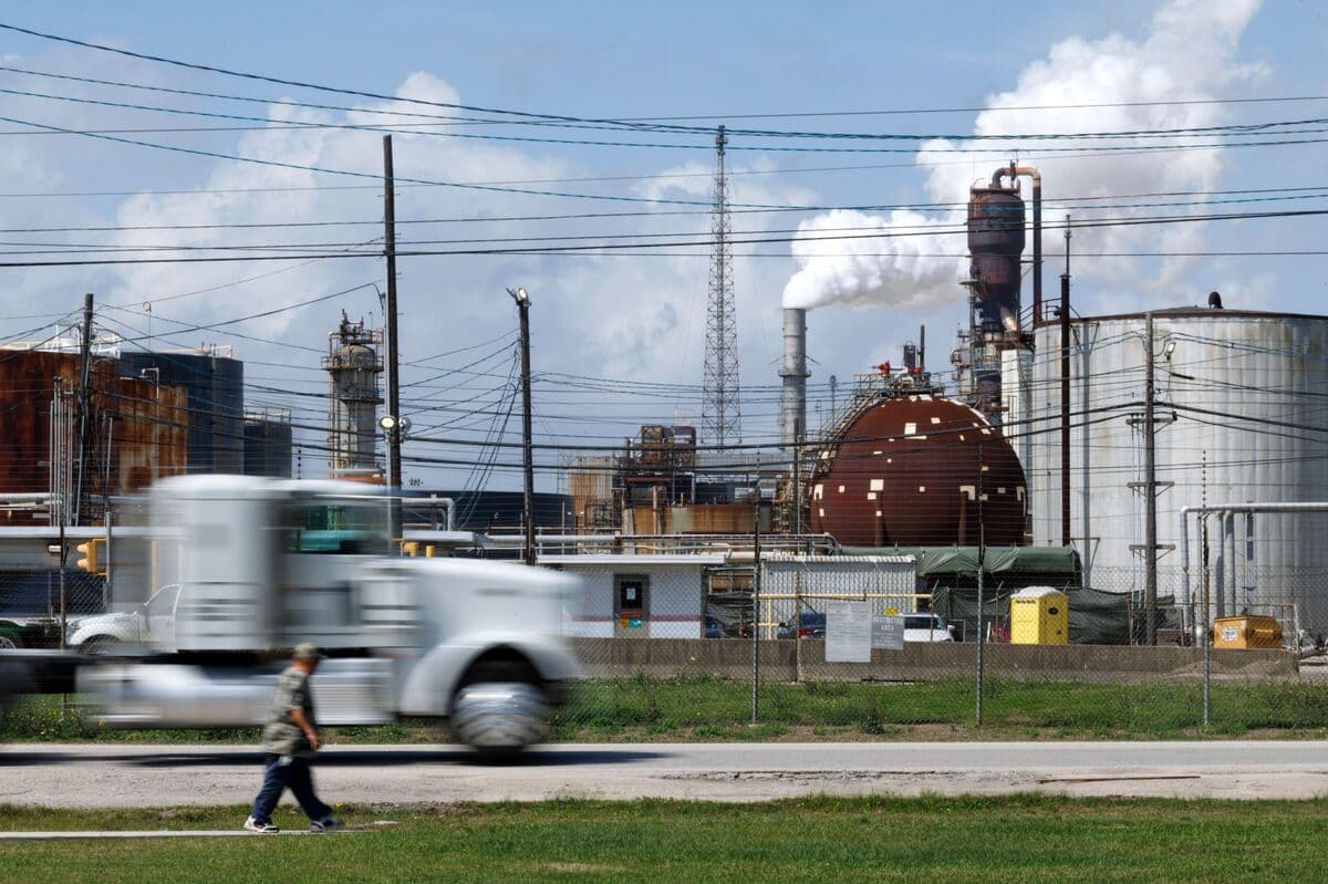 Trend Riders Max Out on Bullish US Oil Bets for First Time Since 2021