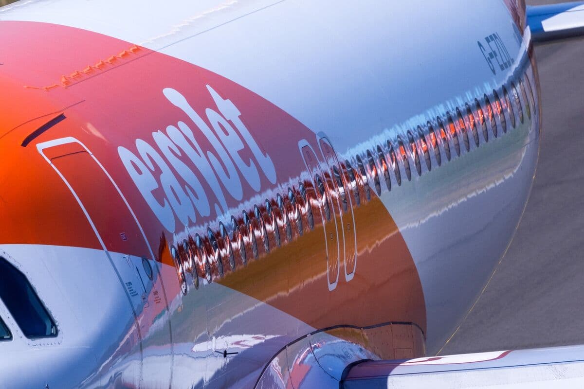EasyJet Rejects Castlelake's Enhanced Offer of £6.50 per Share