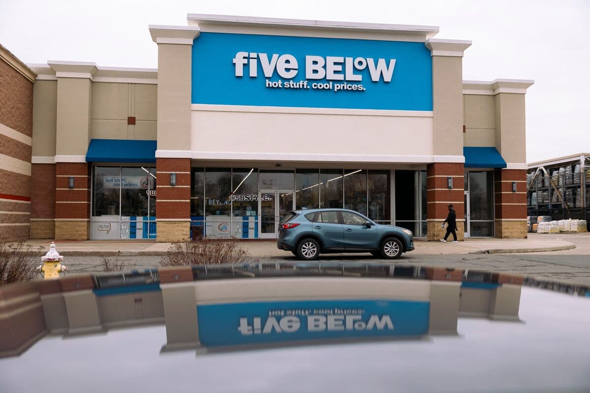 Five Below Shares Decline Despite Earnings Beat Amid Consumer Concerns