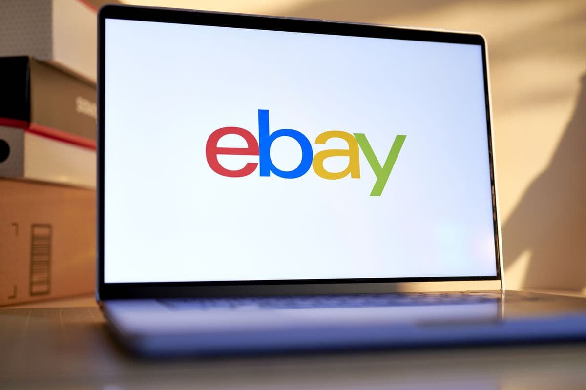 EBay Soars on Report That GameStop Is Preparing a Takeover Bid