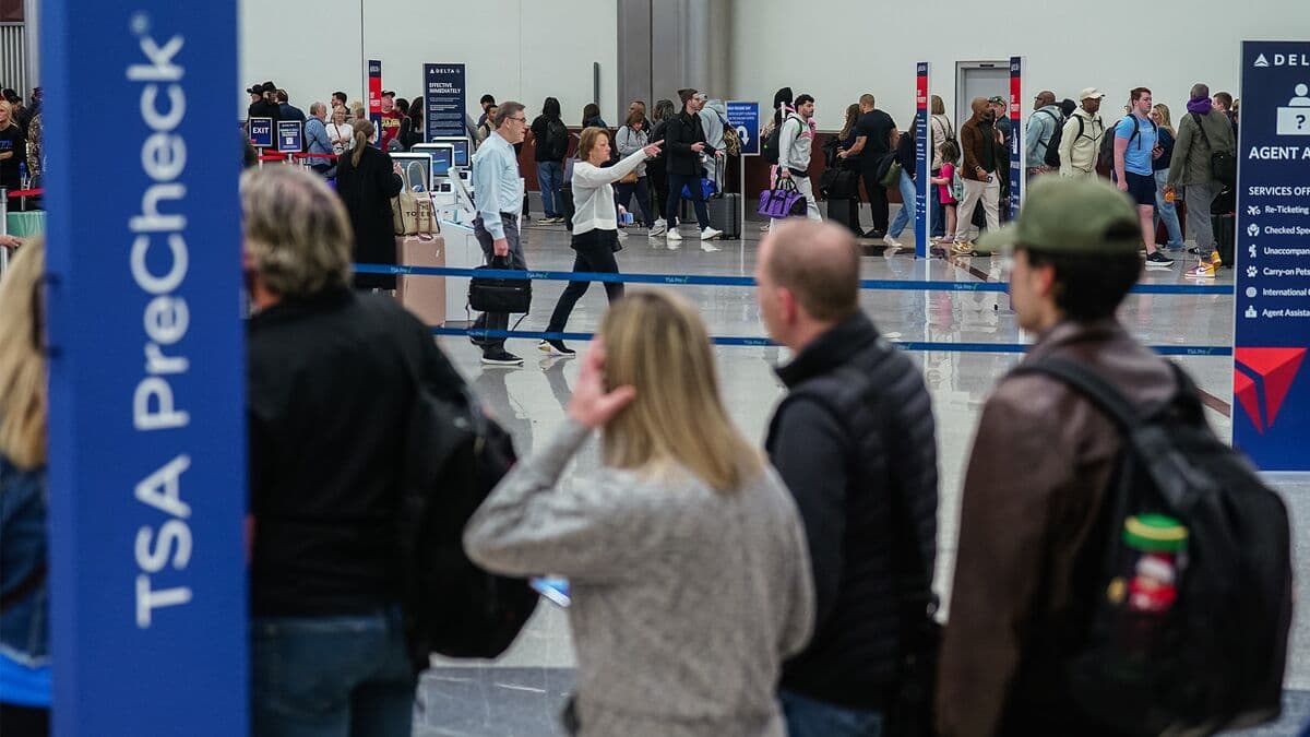 DHS Shutdown Leads to Travel Chaos at US Airports