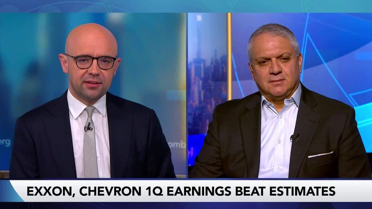 Exxon, Chevron Beat Earnings Estimates as Oil Prices Surge