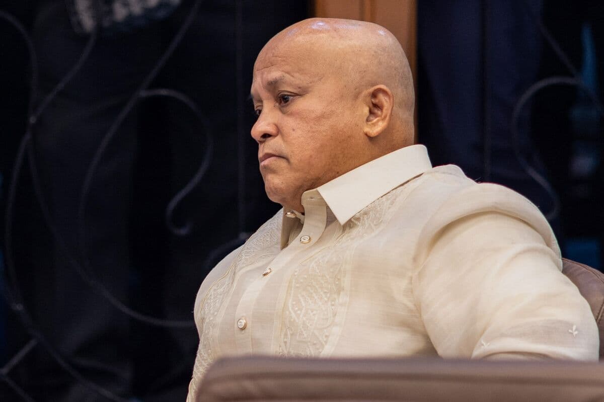 Philippine Senator Seeks Support Amid Police Standoff at Senate