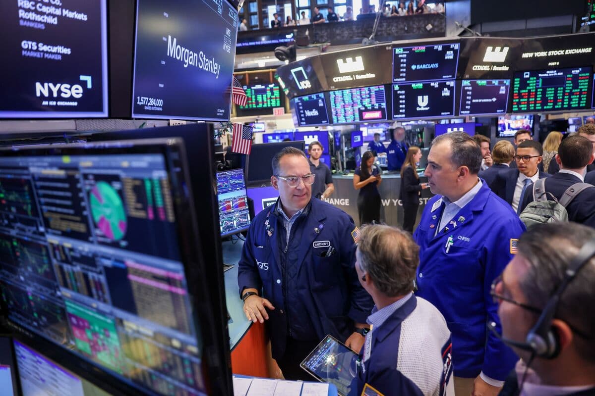 Wall Street Faces Challenges as Tech Giants Lag Behind in Stock Rally