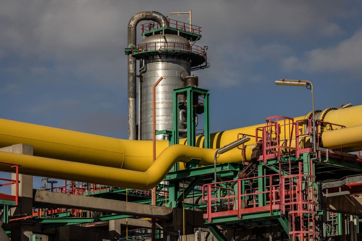 Spain Weighs Buying More Algerian Gas as War Tightens Supplies