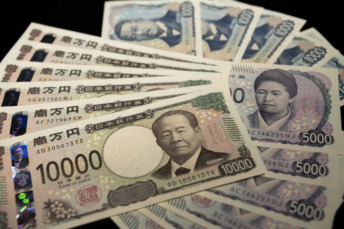 Weak Yen Could Yield $5.8 Billion Profit for Japan's Automakers