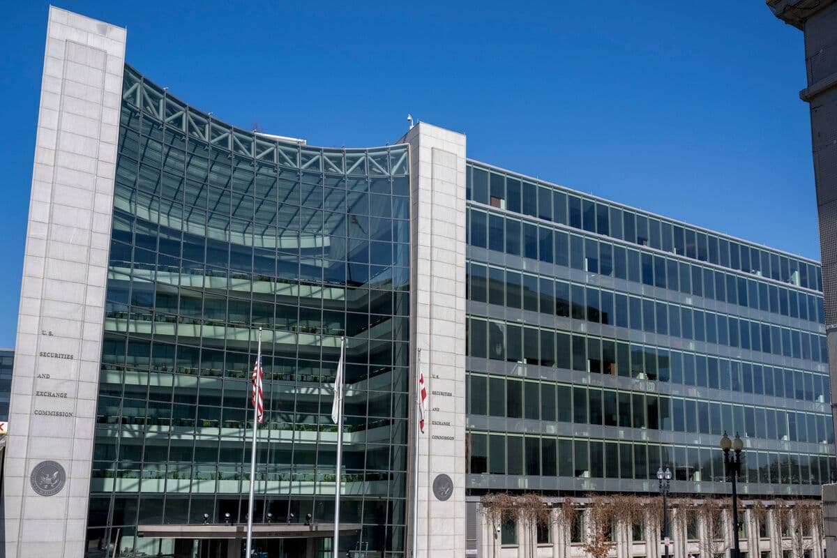 SEC Vote on Plan to Scrap Trade-Through Ban Set for Next Week