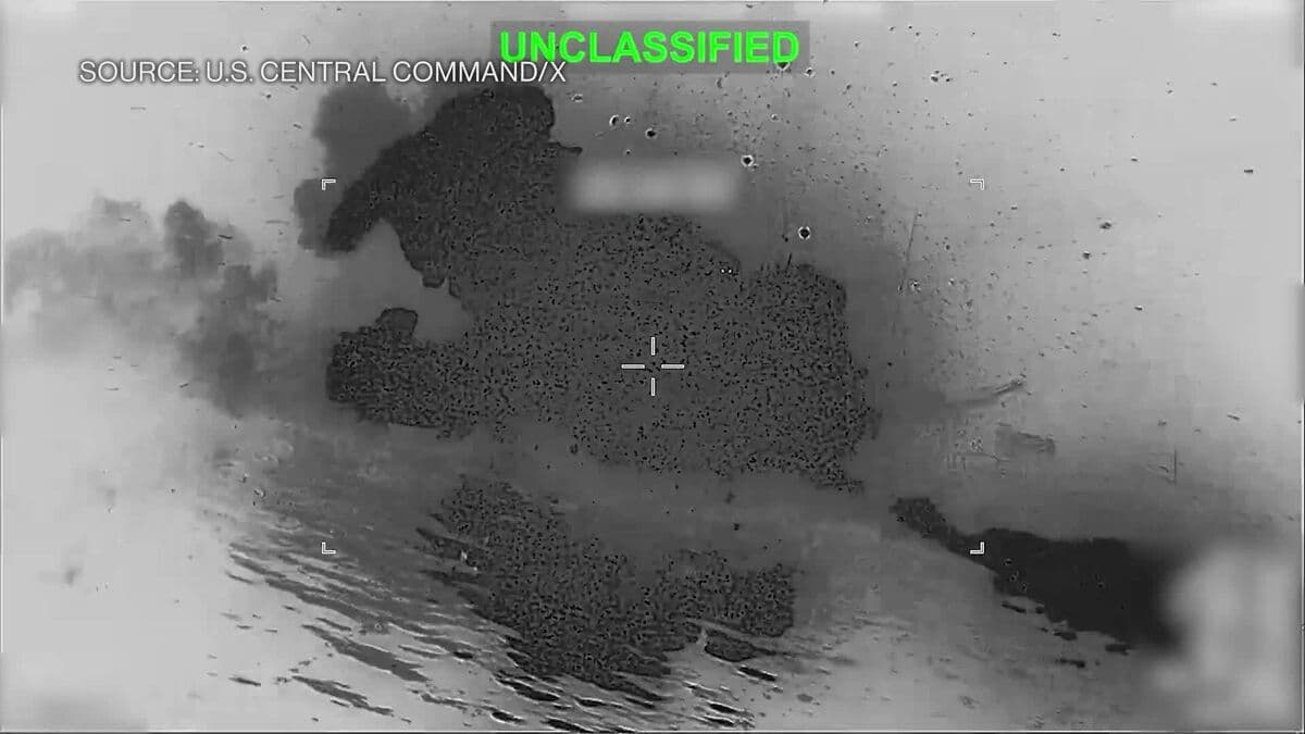 US Targets Iranian Minelayer Ships Near Strait of Hormuz