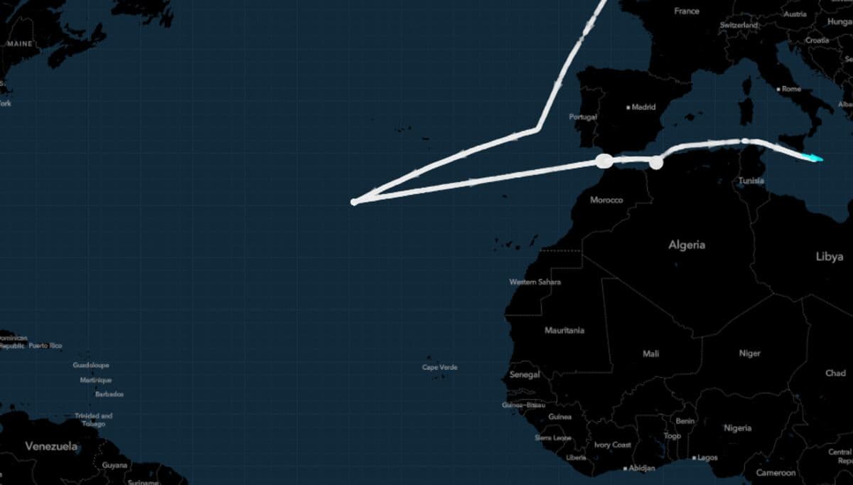 Venezuela Oil Ship Logjam Highlights Deeper US Blockade Pain