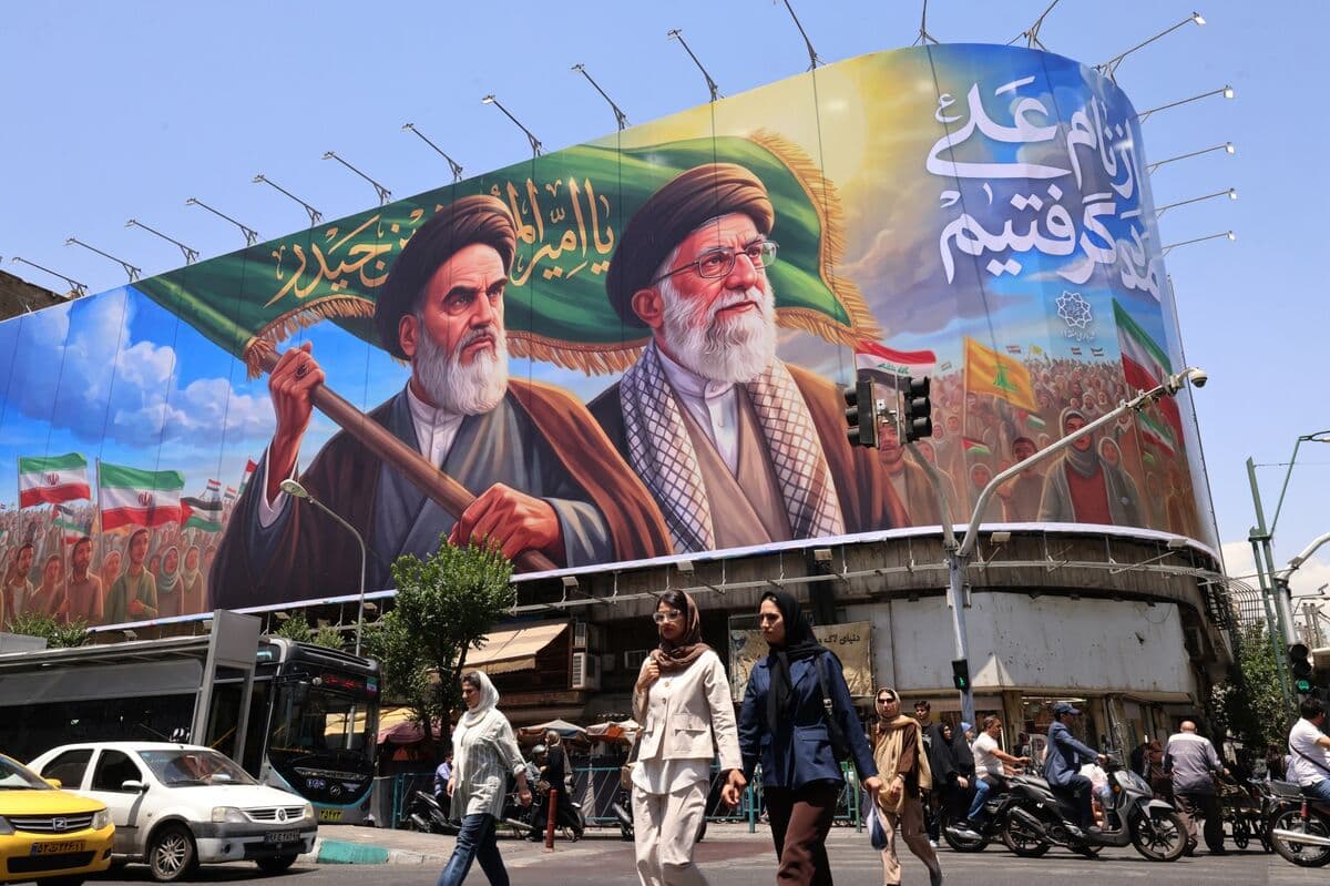 UK, France, and Germany Prepare to Lift Sanctions on Iran's Nuclear Program