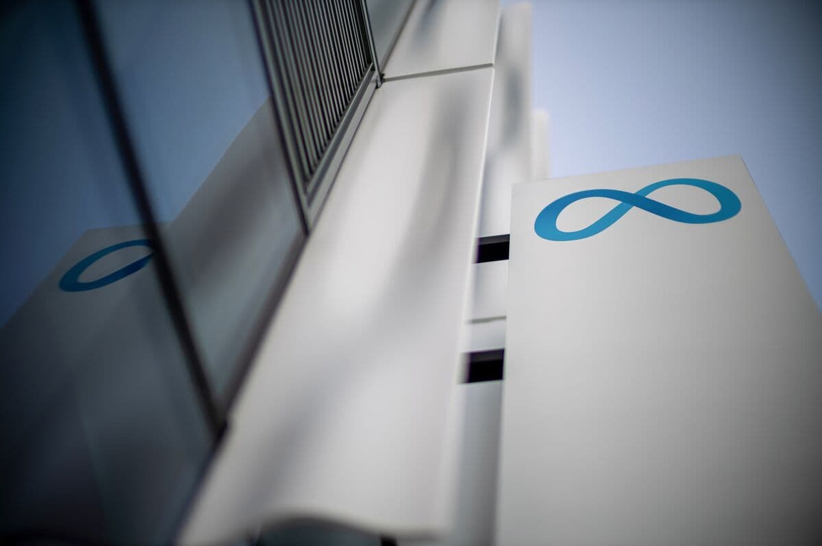 Meta Offers Top Execs Stock Options for First Time Since IPO