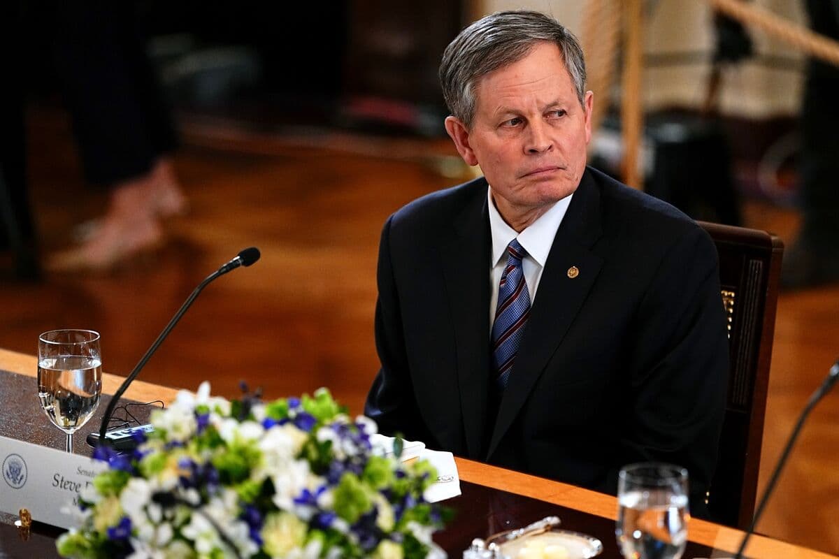 US Senator Thanks China for Iran Efforts, Calls for Boeing Deal