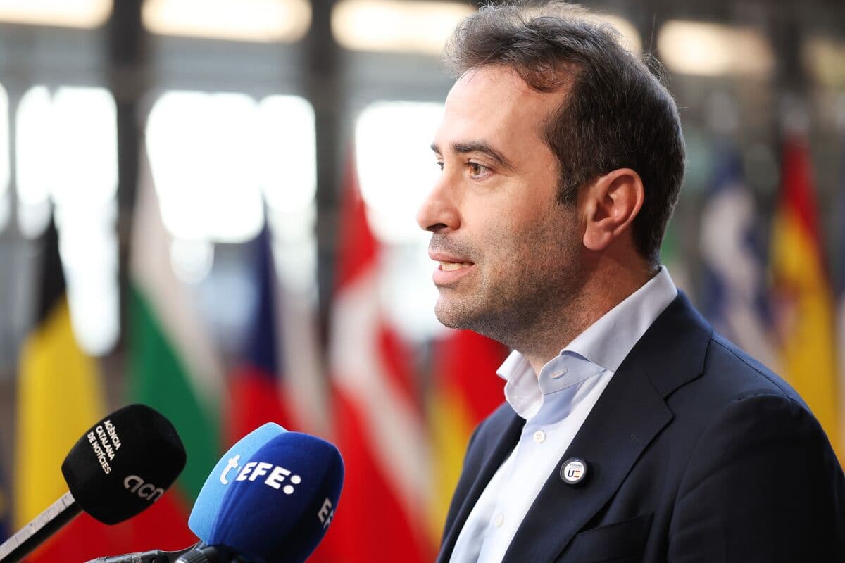 Spain's Economy Minister Identifies Opportunity for EU Joint Debt Discussion