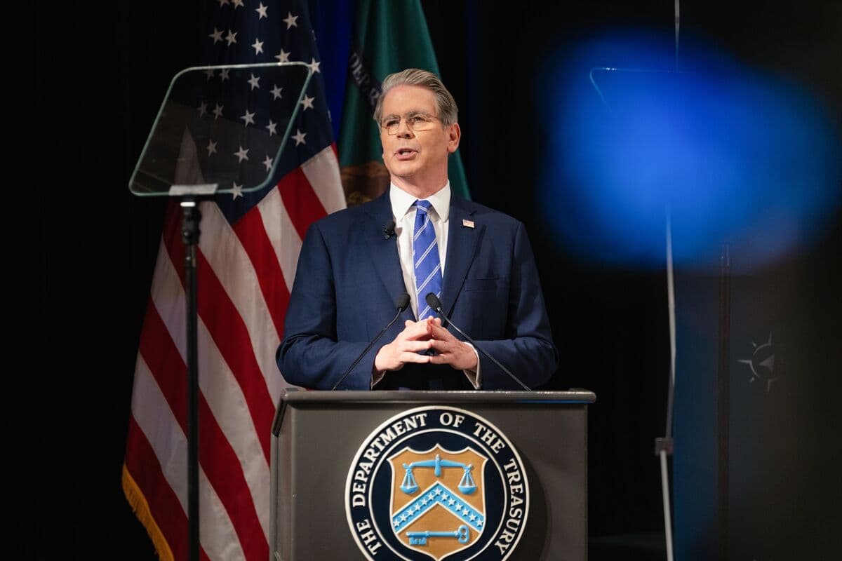 Bessent Flags Potential Reserve Release, No Market Intervention